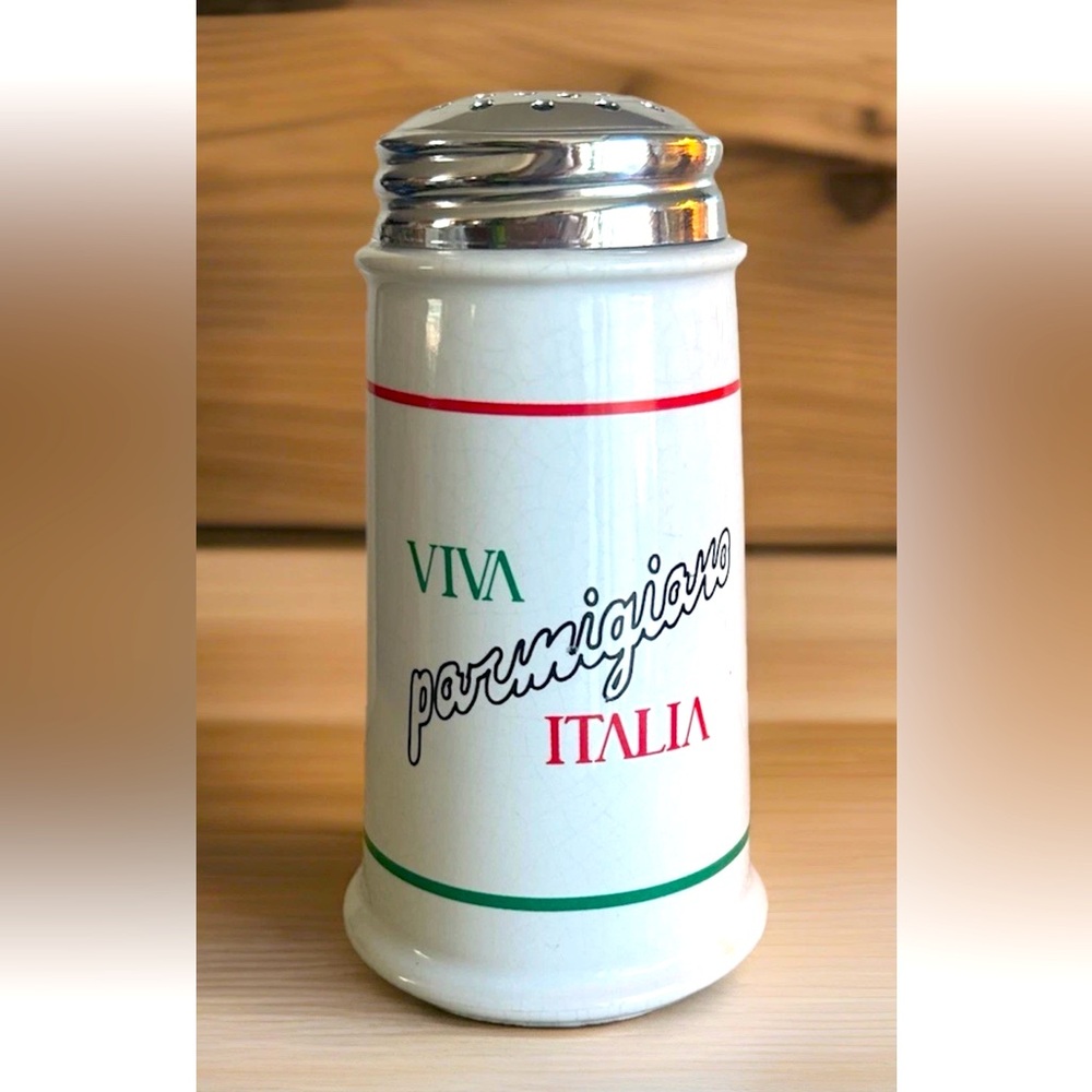 VTG Viva Parmigiano Ceramic Parmesan Cheese Shaker Waechtersbach